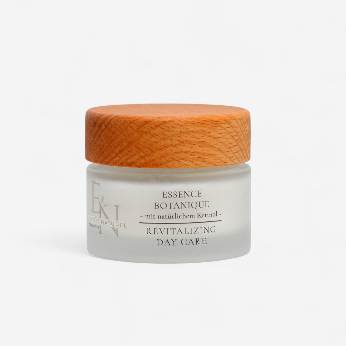 Esprit Naturel – palmölfreie Rejuvenating Day Care in mattierter Glastiegel mit Holzdeckel freigestellt auf grauem Hintergrund