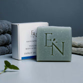 Esprit de la Mer Thalasso Seife und Verpackung im stilvollen Badezimmer-Setting – maritime, mineralstoffreiche Body & Hair Bar